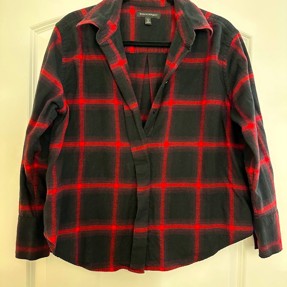 Banana Republic - Black Red Stripe Flannel - M Petite